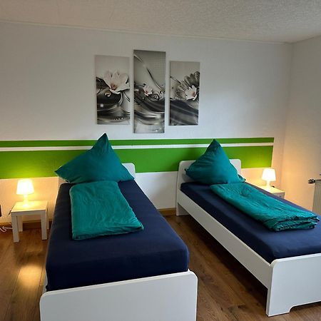 Pension „Haus 11“ Lauta Buitenkant foto